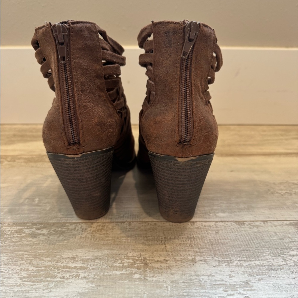 FERGALICIOUS by Fergie | Weaver Ankle Boots- Size 8 - Picture 5 of 7
